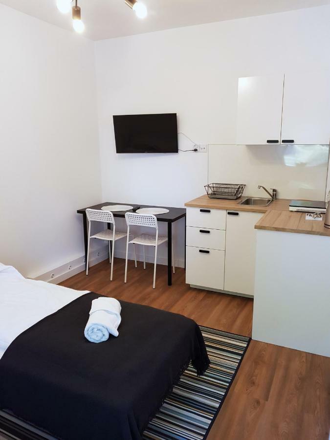 Apartamenty Metro Targowek Варшава Экстерьер фото